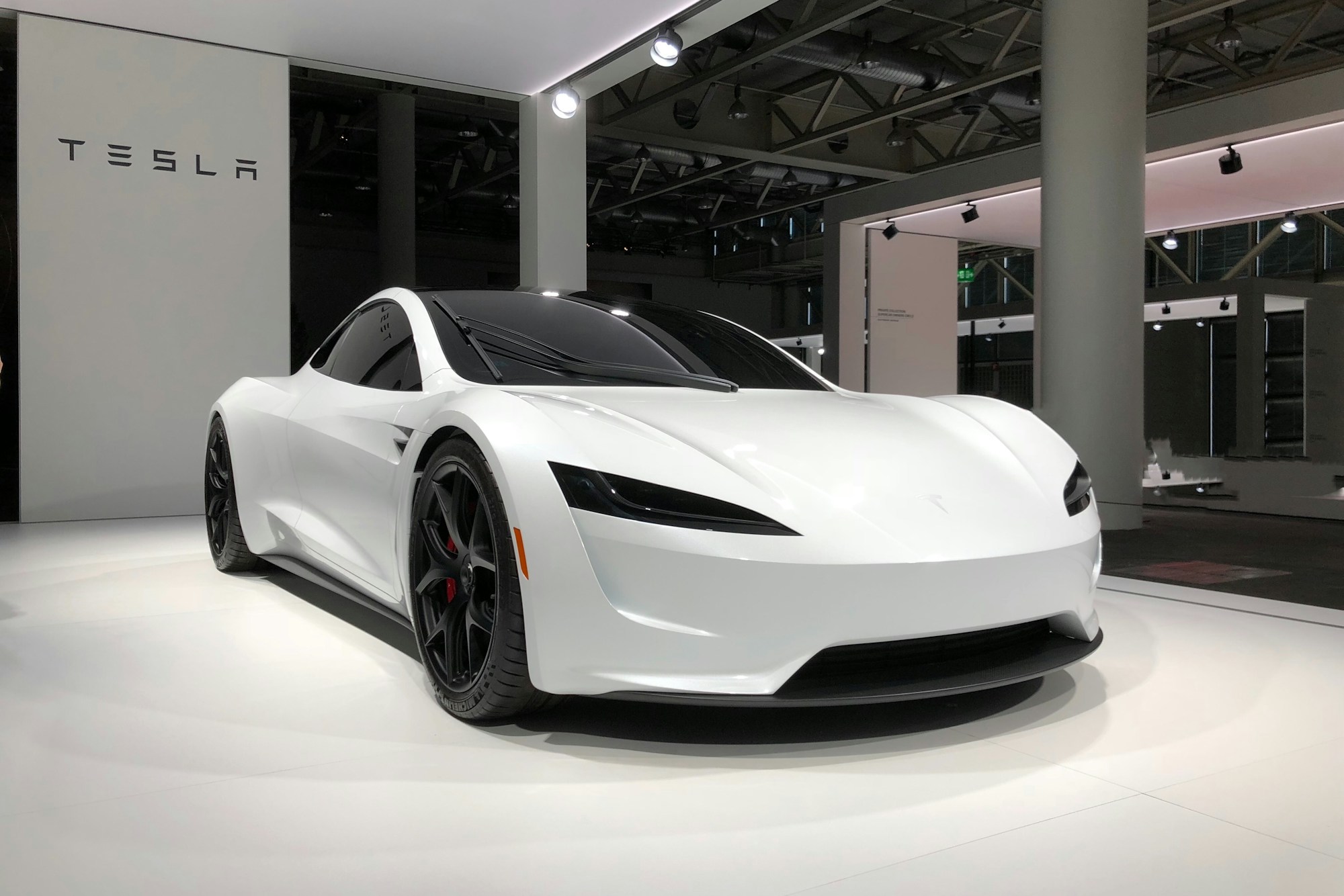 Electric vehicle charging at a modern Southern California home